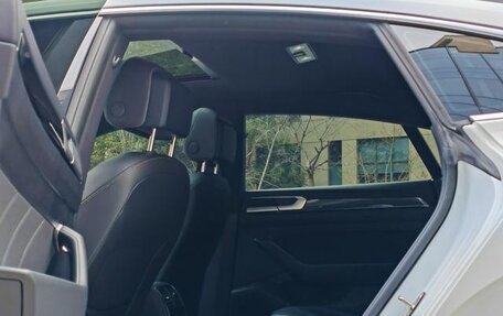 Volkswagen Passat CC, 2022 год, 3 940 000 рублей, 11 фотография