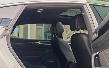 Volkswagen Passat CC, 2022 год, 3 940 000 рублей, 12 фотография