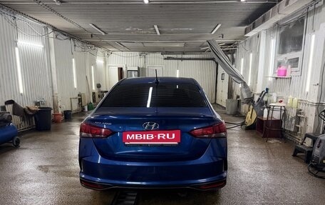 Hyundai Solaris II рестайлинг, 2022 год, 1 550 000 рублей, 4 фотография