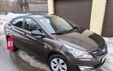 Hyundai Solaris II рестайлинг, 2015 год, 1 220 000 рублей, 2 фотография