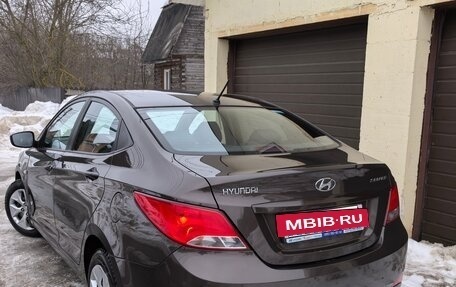 Hyundai Solaris II рестайлинг, 2015 год, 1 220 000 рублей, 10 фотография