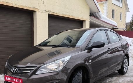 Hyundai Solaris II рестайлинг, 2015 год, 1 220 000 рублей, 9 фотография