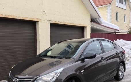 Hyundai Solaris II рестайлинг, 2015 год, 1 220 000 рублей, 8 фотография