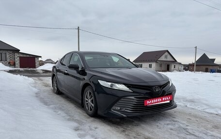Toyota Camry, 2018 год, 2 550 000 рублей, 2 фотография