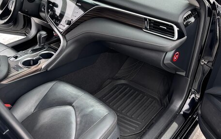 Toyota Camry, 2018 год, 2 550 000 рублей, 18 фотография