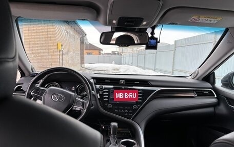 Toyota Camry, 2018 год, 2 550 000 рублей, 14 фотография