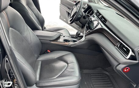 Toyota Camry, 2018 год, 2 550 000 рублей, 19 фотография