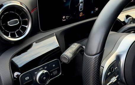 Mercedes-Benz A-Класс, 2019 год, 2 650 000 рублей, 12 фотография