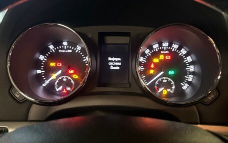 Skoda Yeti I рестайлинг, 2013 год, 949 000 рублей, 16 фотография