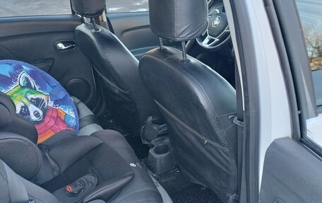 Renault Sandero II рестайлинг, 2018 год, 750 000 рублей, 7 фотография