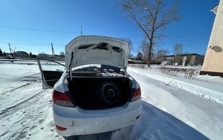 Hyundai Solaris II рестайлинг, 2011 год, 555 000 рублей, 7 фотография