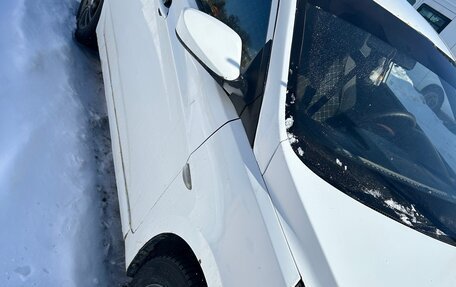 Hyundai Solaris II рестайлинг, 2011 год, 555 000 рублей, 11 фотография