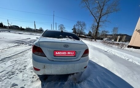 Hyundai Solaris II рестайлинг, 2011 год, 555 000 рублей, 8 фотография