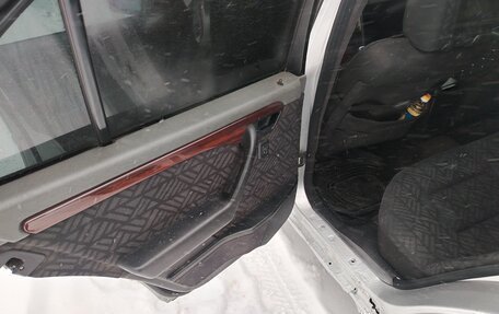 Mercedes-Benz C-Класс, 1994 год, 160 000 рублей, 10 фотография