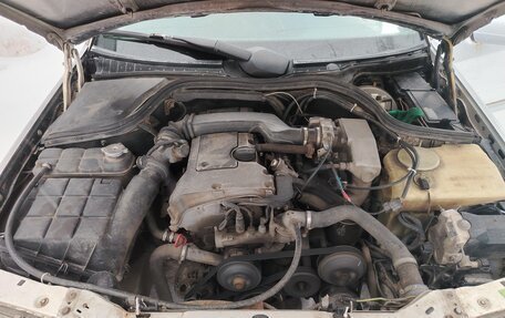 Mercedes-Benz C-Класс, 1994 год, 160 000 рублей, 11 фотография