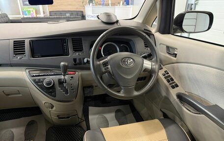 Toyota ISis I, 2010 год, 1 279 000 рублей, 15 фотография
