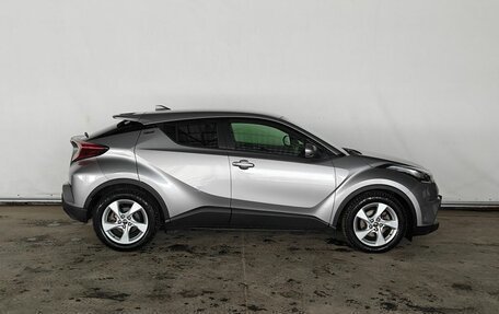 Toyota C-HR I рестайлинг, 2019 год, 1 870 000 рублей, 7 фотография