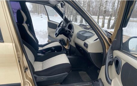 Chevrolet Niva I рестайлинг, 2006 год, 310 000 рублей, 4 фотография