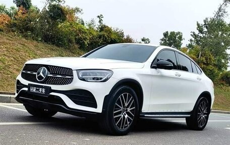 Mercedes-Benz GLC Coupe, 2023 год, 6 250 000 рублей, 3 фотография