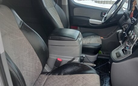 Hyundai H-1 II рестайлинг, 2013 год, 2 500 000 рублей, 10 фотография