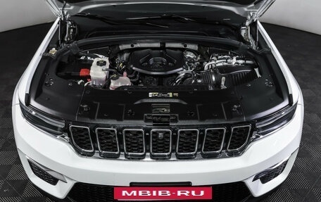 Jeep Grand Cherokee, 2023 год, 6 099 000 рублей, 9 фотография