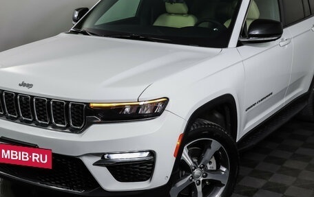 Jeep Grand Cherokee, 2023 год, 6 099 000 рублей, 28 фотография