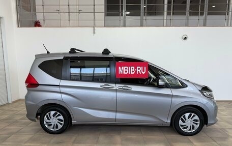 Honda Freed II, 2019 год, 1 750 000 рублей, 5 фотография