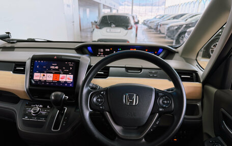 Honda Freed II, 2019 год, 1 750 000 рублей, 16 фотография