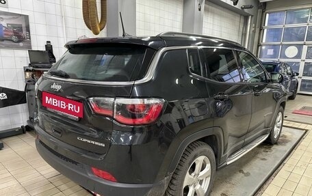 Jeep Compass II, 2020 год, 1 950 000 рублей, 3 фотография