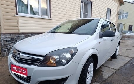 Opel Astra H, 2013 год, 760 000 рублей, 1 фотография