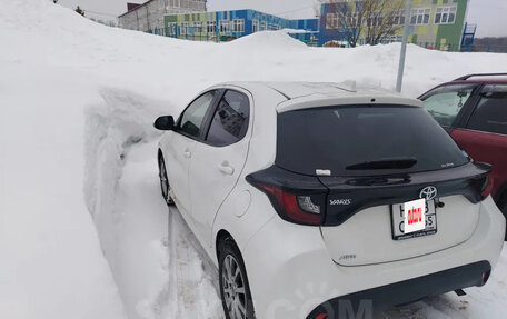 Toyota Yaris, 2020 год, 1 100 000 рублей, 3 фотография