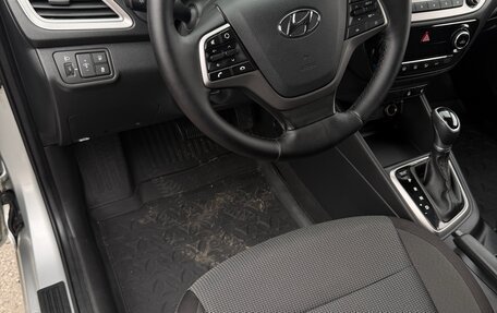 Hyundai Solaris II рестайлинг, 2019 год, 1 500 000 рублей, 11 фотография