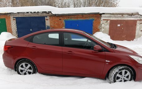 Hyundai Solaris II рестайлинг, 2013 год, 693 000 рублей, 14 фотография