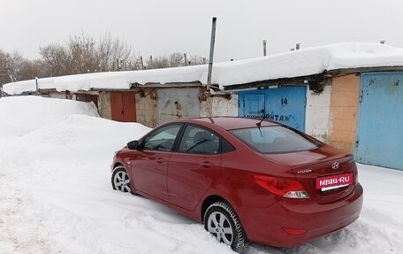 Hyundai Solaris II рестайлинг, 2013 год, 693 000 рублей, 18 фотография