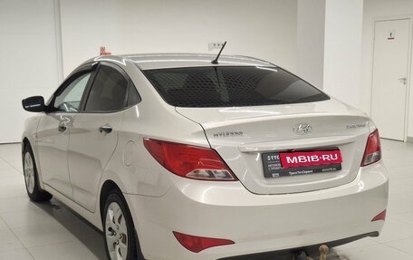 Hyundai Solaris II рестайлинг, 2015 год, 940 000 рублей, 7 фотография