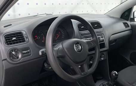 Volkswagen Polo VI (EU Market), 2017 год, 945 000 рублей, 15 фотография
