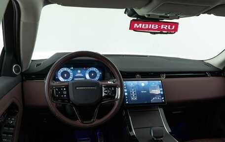 Land Rover Range Rover Evoque II, 2024 год, 5 643 055 рублей, 6 фотография