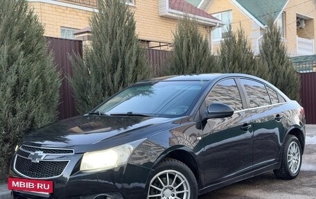 Chevrolet Cruze II, 2009 год, 490 000 рублей, 4 фотография