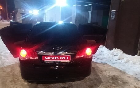 Chevrolet Cruze II, 2011 год, 570 000 рублей, 6 фотография