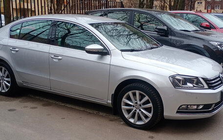 Volkswagen Passat B7, 2014 год, 1 530 000 рублей, 9 фотография