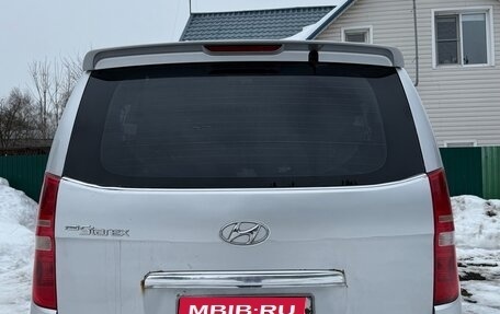 Hyundai Grand Starex Grand Starex I рестайлинг 2, 2008 год, 913 000 рублей, 2 фотография