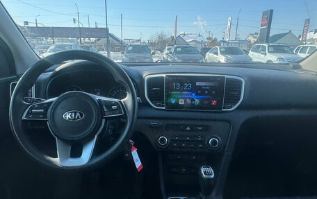 KIA Sportage IV рестайлинг, 2019 год, 1 900 000 рублей, 3 фотография