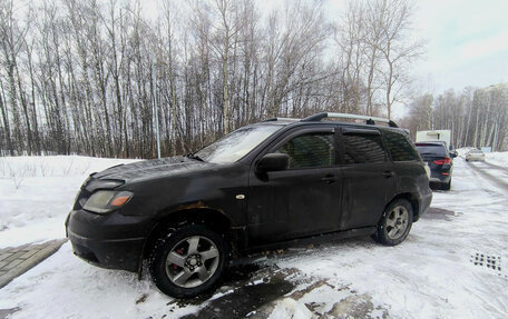 Mitsubishi Outlander III рестайлинг 3, 2002 год, 400 000 рублей, 1 фотография