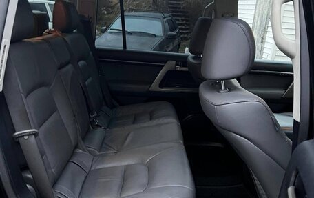 Toyota Land Cruiser 200, 2008 год, 3 300 000 рублей, 6 фотография