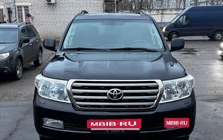 Toyota Land Cruiser 200, 2008 год, 3 300 000 рублей, 2 фотография