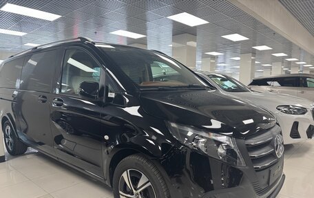 Mercedes-Benz Vito, 2024 год, 9 200 000 рублей, 2 фотография