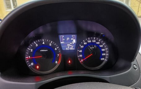 Hyundai Solaris II рестайлинг, 2015 год, 1 200 000 рублей, 6 фотография