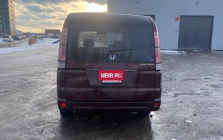 Honda Stepwgn II рестайлинг, 2001 год, 710 000 рублей, 4 фотография