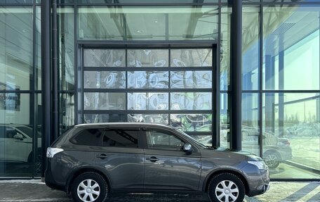 Mitsubishi Outlander III рестайлинг 3, 2014 год, 1 250 000 рублей, 5 фотография