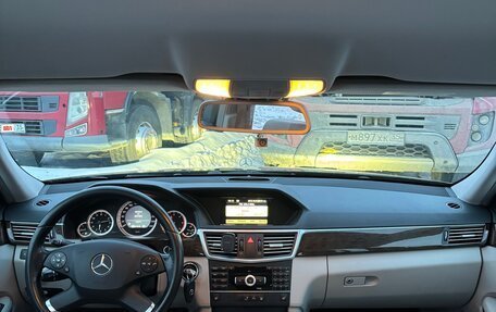 Mercedes-Benz E-Класс, 2010 год, 1 355 000 рублей, 9 фотография